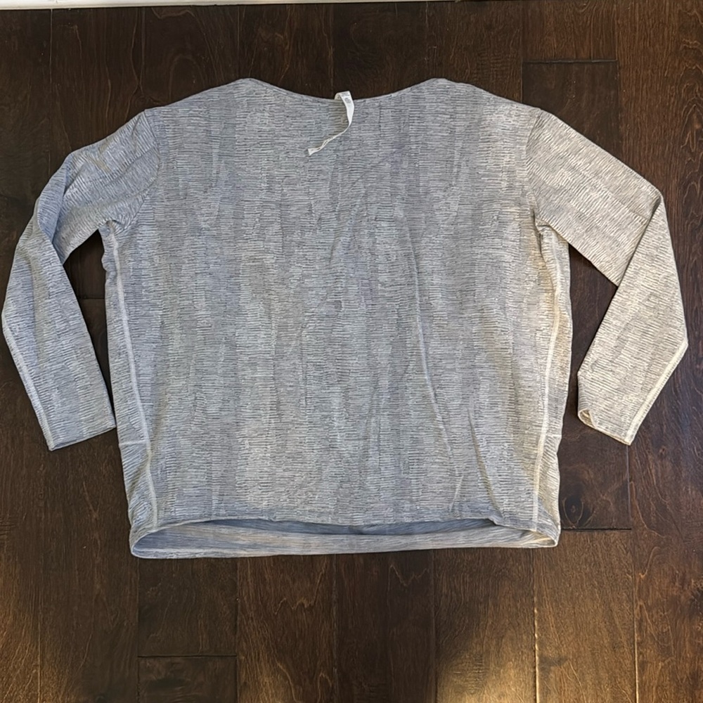 Lululemon Long sleeve top